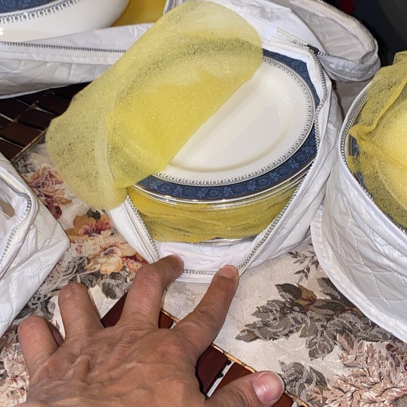 Antique Royal Doulton Sherbrooke H.5009 English Bone China S 12 mint condition - Picture 9 of 13